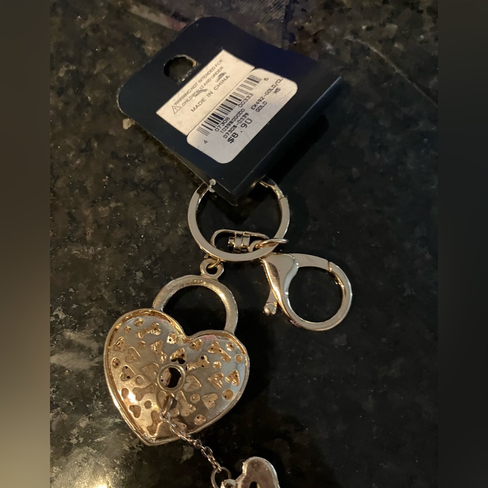 Windsor Keychain
